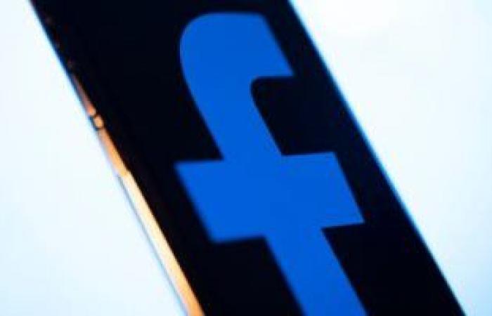 فيسبوك تحظر المعلومات المضللة عن لقاح كوفيد19