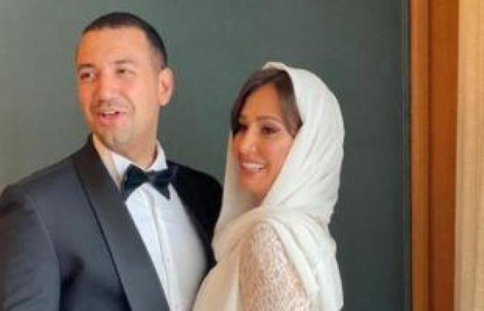 معز مسعود يتابع زوجته حلا شيحة "فقط" على انستجرام