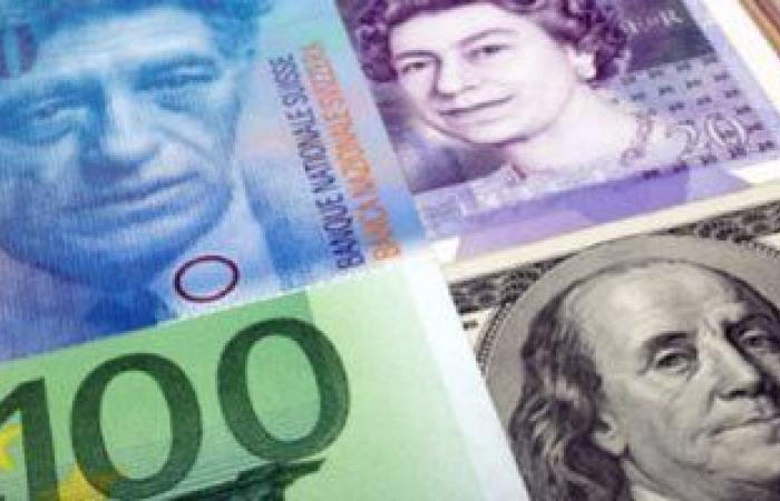 أسعار العملات اليوم الخميس 18-2-2021.. اليورو يسجل 18.74جنيه بـ"بالبنك الأهلى"