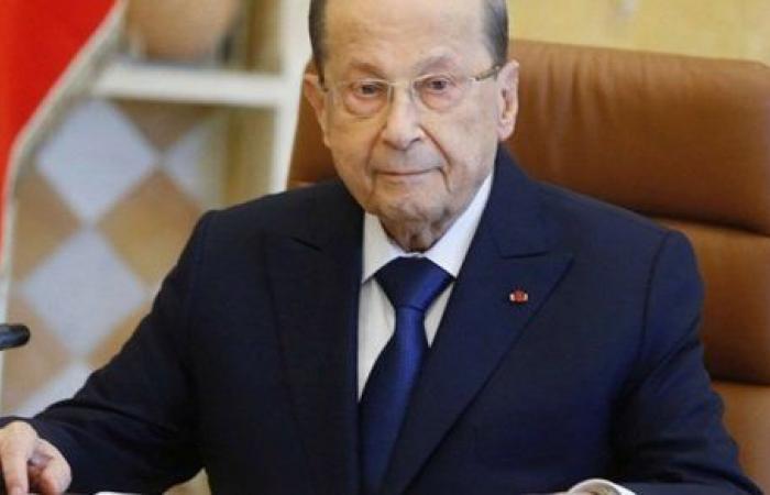 بعد أزمة تطعيم النواب.. الكشف عن تلقي الرئيس اللبناني وزوجته وفريقه لقاح كورونا