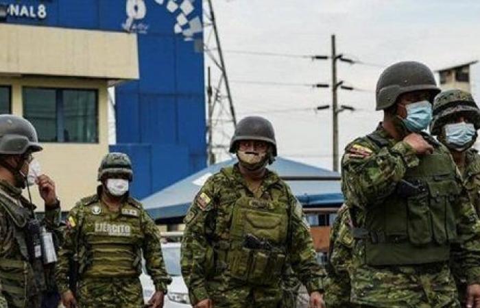 جثث متفحمة مقطعة الرؤوس.. صدمة في الإكوادور عقب قتل 80 معتقلاً خلال مواجهات عنيفة بالسجون