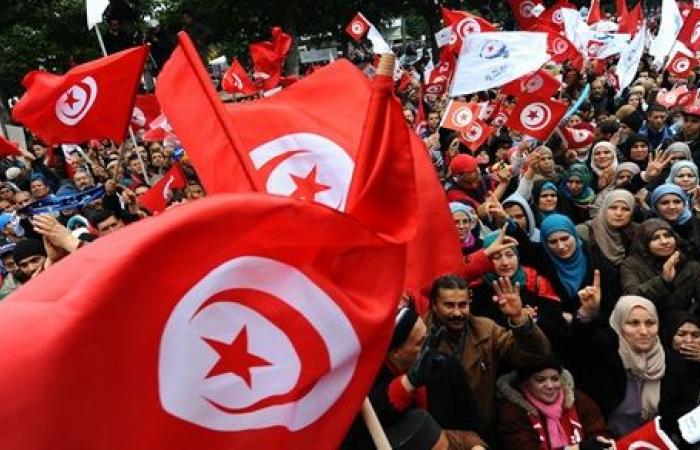 سيب تونس.. المعارضة تدعو إلى مسيرة ضد منظومة الإفقار والتجويع والقهر
