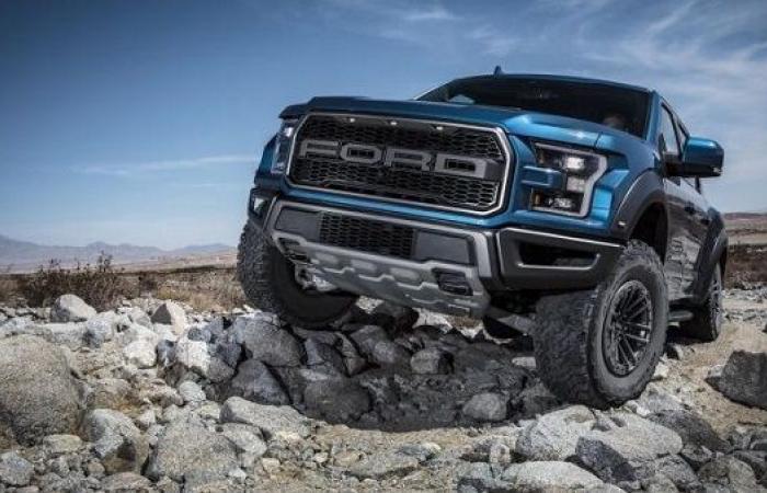 ننشر أسعار سيارة فورد F-150 رابتور الجديدة