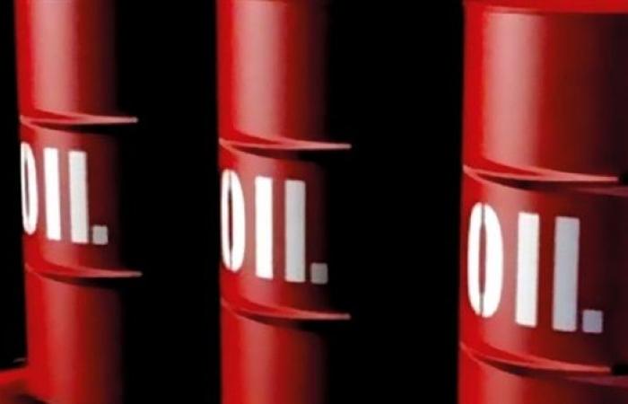 ارتفاع واردات النفط الهندية في مارس