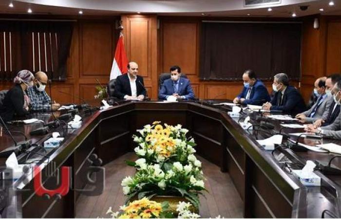 وزير الرياضة يبحث استعدادات استضافة مصر لكأس العالم للجمباز الفني