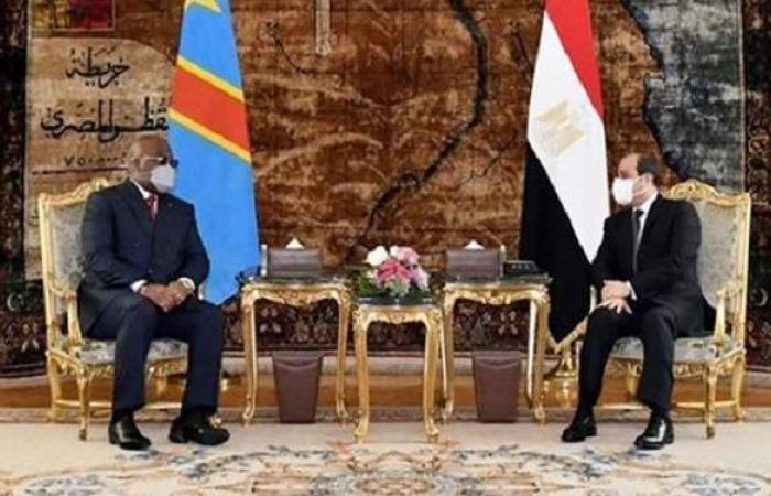 السيسي يستقبل رئيس الكونغو الديمقراطية بمطار القاهرة