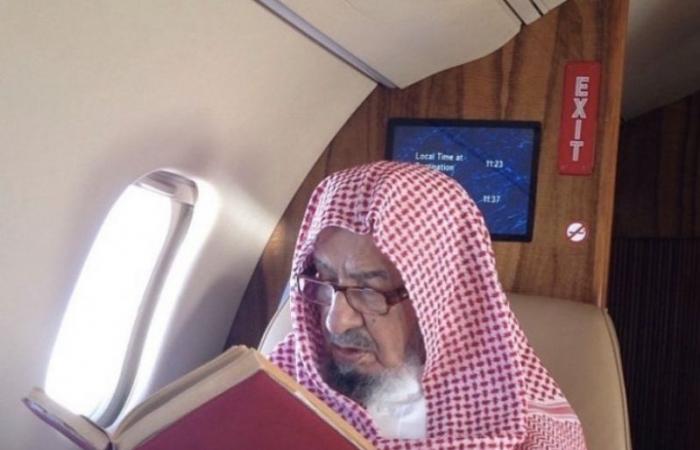 عبدالعزيز الشثري الشيخ ..: دفاعاً