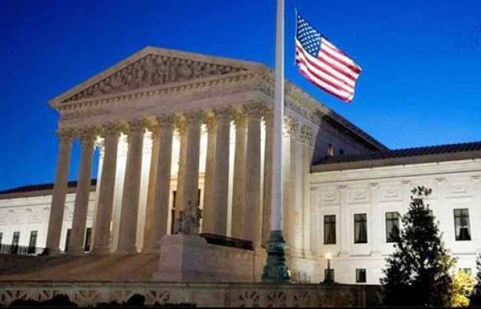 المحكمة العليا الأمريكية تؤيد قانونين يقيدان عملية التصويت