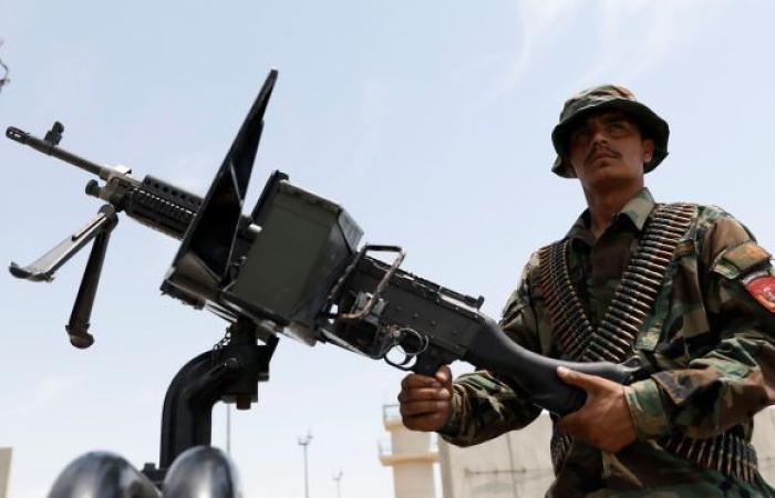 الجيش الأفغاني يستعيد السيطرة على منطقة قرب الحدود الإيرانية بعد اشتباكات مع طالبان