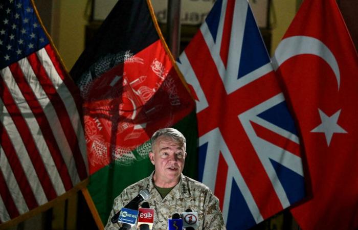 واشنطن تحذر طالبان من ضربات جوية حال واصلت هجماتها في أفغانستان