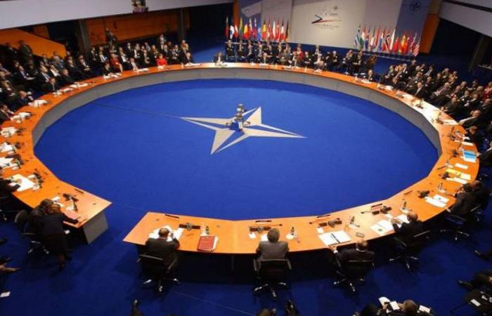 اجتماع عاجل لوزراء خارجية «الناتو» اليوم لبحث ملف أفغانستان و«طالبان»