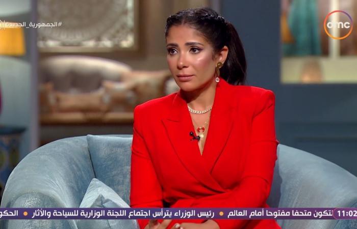 منى زكي: أصعب مشاهد لعبة نيوتن الولادة لأنى صورته على شهور ومشهد محاولة الاغتصاب