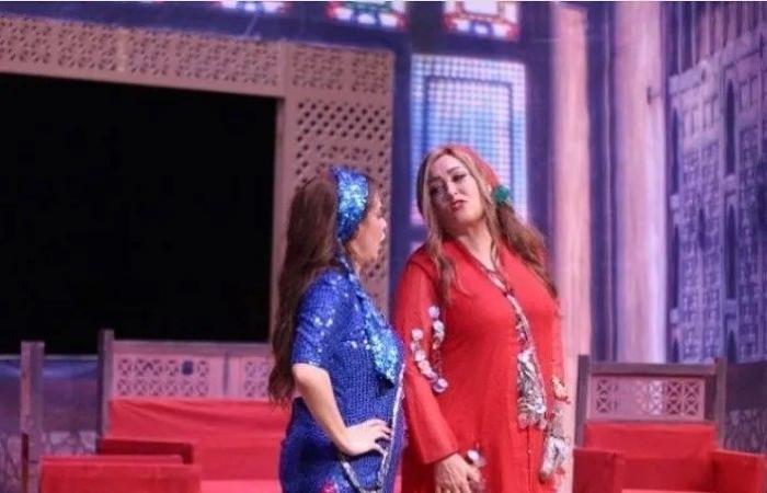 أول ظهور لـ نهال عنبر فى مسرحية "زقاق المدق" بعد أزمتها الصحية