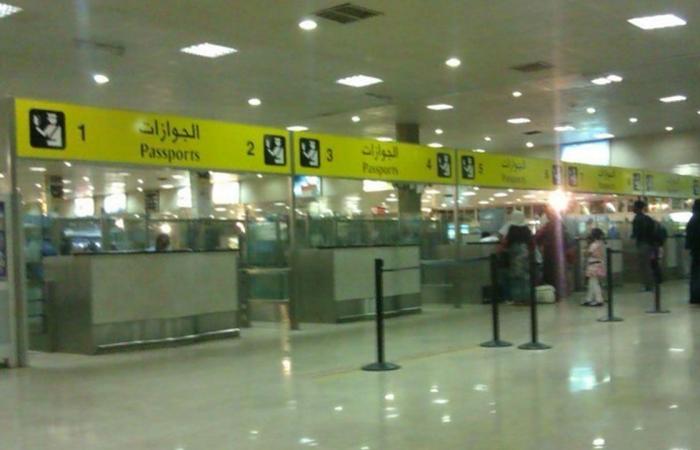 تعليق الرحلات القادمة والمغادرة من مطار الخرطوم.. ومسؤول يكشف مصير الطيران العابر