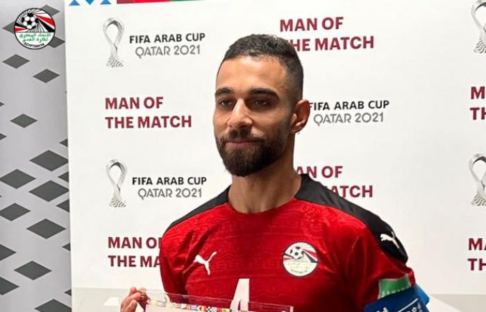 عمرو السولية يحصد جائزة أفضل لاعب فى مباراة مصر ولبنان