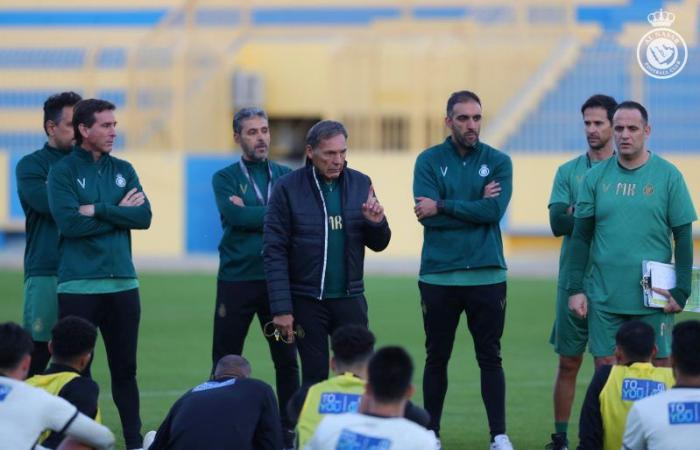 عقدة تُقلق مدرب النصر الجديد قبل الديربي