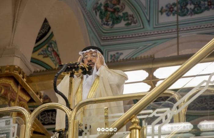 خطيب المسجد النبوي : ترفقوا بالعجزة والمرضى وذوي الاحتياجات وأعينوهم