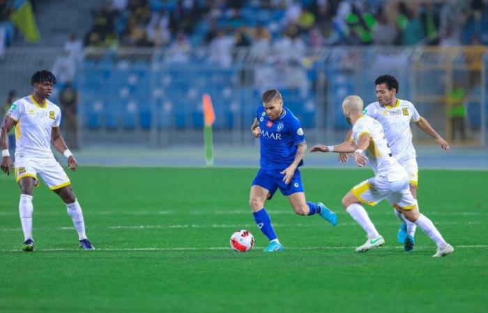 الاتحاد يسجل التعادل والهلال يتقدم مجددًا