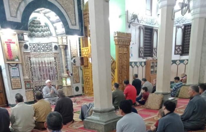 عودة المساجد إلى طبيعتها وانتظام دروس العصر اليومية.. صور