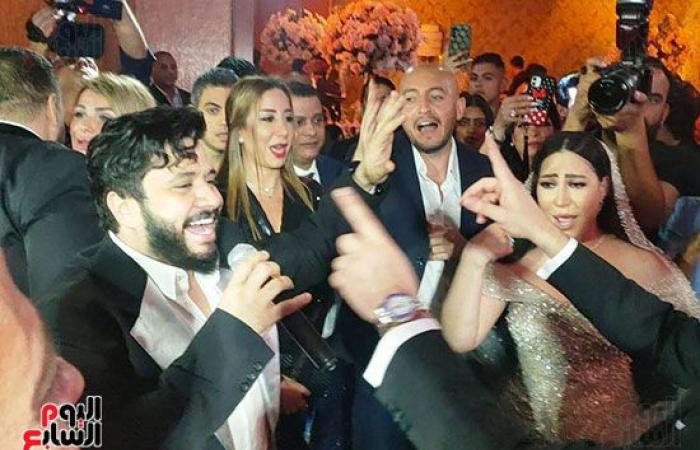 وفاء عامر وريم البارودى وهنادى مهنى فى حفل زفاف المطربة بوسى