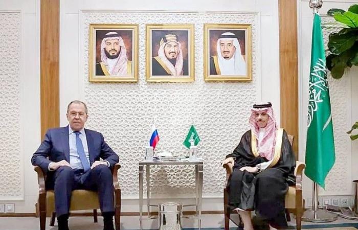 وزير الخارجية السعودي: الموقف الخليجي موحد من أزمة أوكرانيا
