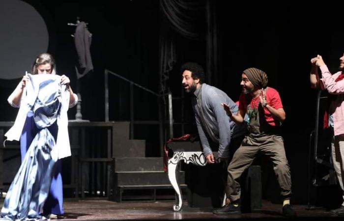 "هلاوس" و"قتال" يمثلان مصر في مهرجان القاهرة الدولى للمسرح التجريبى 29