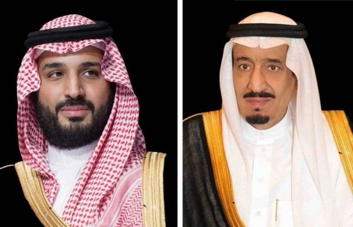 خادم الحرمين الشريفين وولي العهد يهنئان رئيس مجلس «الرئاسي اليمني» بذكرى 26 سبتمبر