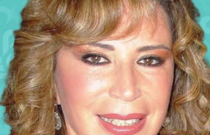 إيناس الدغيدي تثير الجدل: لا أحترم أى ممثلة بالحجاب والحجاب أصبح موضة