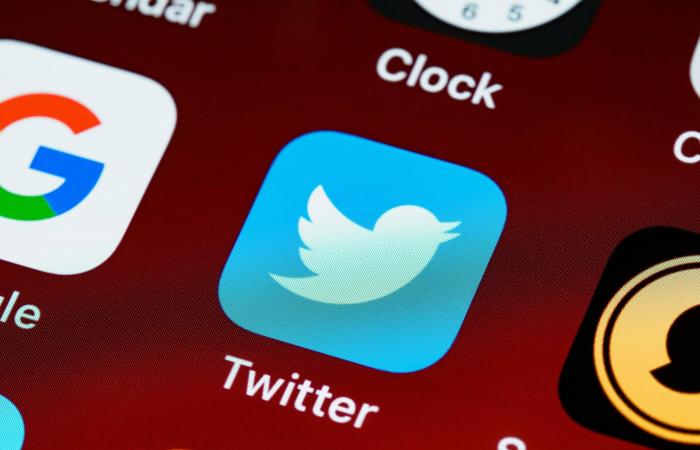 تويتر تؤجل إطلاق خدمة توثيق الحسابات المدفوعة