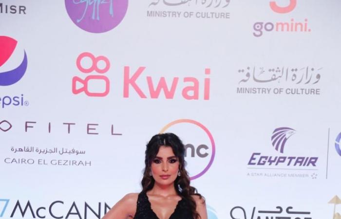 نجمات تألقن باللون الأسود في اليوم الأول لمهرجان القاهرة السينمائي الدولي