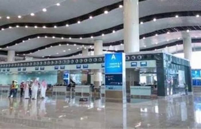 بأوامر أمير الرياض.. مطار الملك خالد يجهز صالتين استعدادا لجماهير كاس العالم