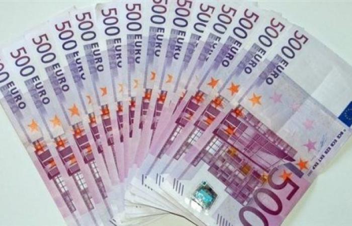 سعر اليورو اليوم الثلاثاء 15-11-2022 ببداية التعاملات في البنوك المصرية