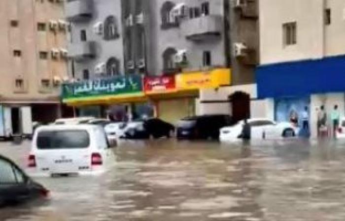 الأرصاد السعودية تسجل أعلى كمية أمطار على جدة بلغت 179 مليمتراً