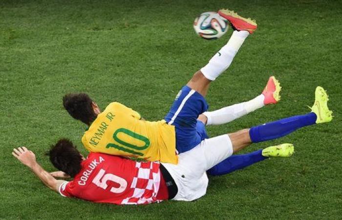 بالأرقام.. ترددات القنوات المفتوحة الناقلة لمباراة كرواتيا ضد البرازيل في ربع نهائي كأس العالم 2022
