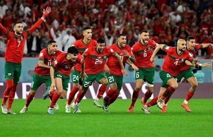 كأس العالم 2022، موعد مباراة المغرب وفرنسا في نصف نهائي المونديالالأحد 11/ديسمبر/2022 - 11:12 ص
حقق المنتخب المغربي انجاز تاريخي بالتأهل لنصف نهائي بطولة كأس العالم، المقامة حاليا في قطر وتستمر حتى يوم 18 ديسمبر الجاري.