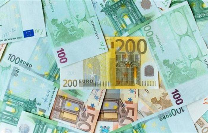 سعر اليورو اليوم الجمعة 16 ديسمبر في بداية العطلة الأسبوعية