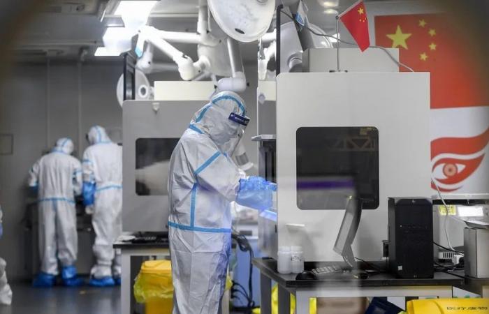 مسؤول أمريكي: وباء كورونا نتج على الأرجح عن تسريب من مختبر صيني