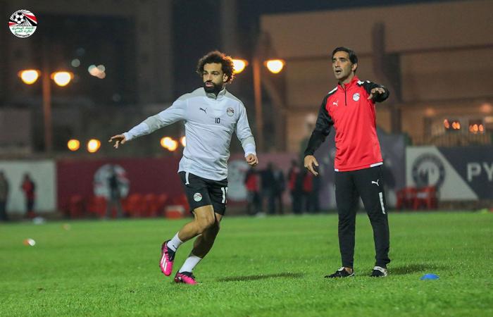 تصفيات أمم أفريقيا، تعادل بنين مع رواندا 1-1الأربعاء 22/مارس/2023 - 10:03 م
حسم التعادل 1-1 على لقاء منتخب بنين مع ضيفه الرواندي، اليوم الأربعاء، في الجولة الثالثة من التصفيات المؤهلة لبطولة كأس الأمم الأفريقية.