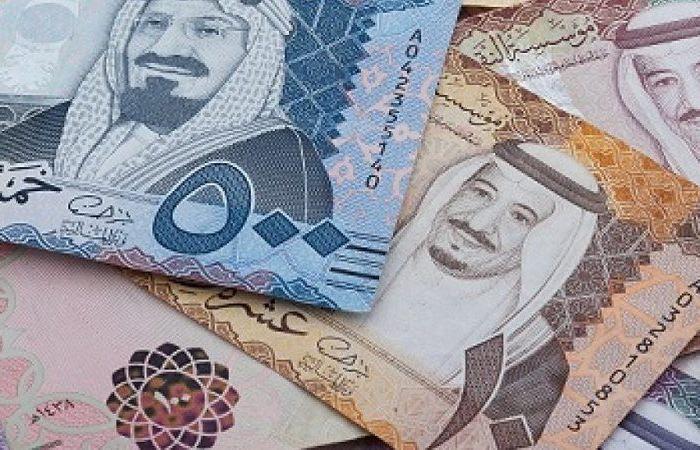 سعر الريال السعودي مقابل الجنيه في ختام تعاملات اليوم الأحد 2-4-2023 بالبنوكالأحد 02/أبريل/2023 - 10:20 م
ننشر سعر الريال السعودي في البنوك المصرية، وفق آخر تحديث وارد عبر شاشات عرض أسعار العملات في البنوك المصرية.