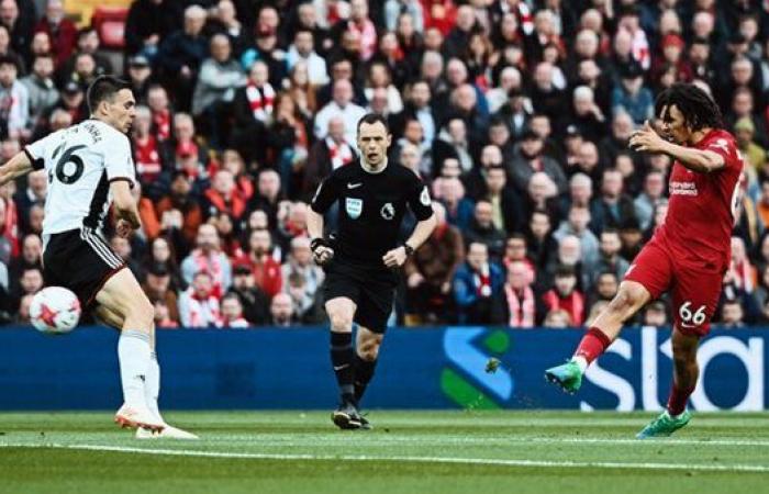 الدوري الإنجليزي، استمرار التعادل السلبي بين ليفربول وفولهام بعد 30 دقيقةالأربعاء 03/مايو/2023 - 10:32 م
يتواصل التعادل السلبي بين ليفربول وفولهام بعد 30 دقيقة من مباراة الفريقين المقامة على ملعب أنفيلد، في لقاء مؤجل بين الفريقين من الجولة 28 من الدوري الإنجليزي الممتاز “البريميرليج”.