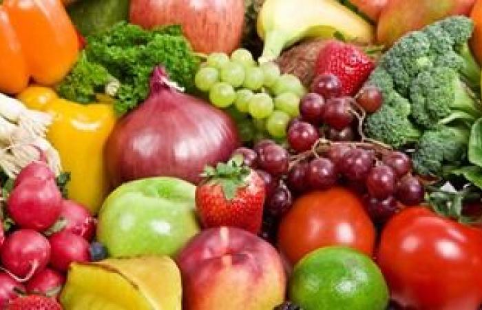أسعار الخضراوات والفاكهة اليوم بمنافذ المجمعات الاستهلاكية