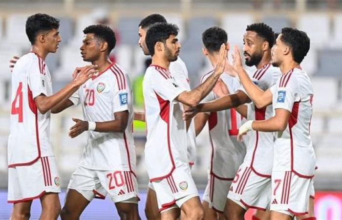 منتخب الإمارات يفوز على اليمن 2-1 بصعوبة في تصفيات كأس العالم وأمم آسياالخميس 21/مارس/2024 - 10:45 م
تغلب منتخب الإمارات على ضيفه اليمن بنتيجة 2-1، مساء اليوم الخميس، على ستاد آل نهيان بأبو ظبي في ثالث جولات التصفيات المشتركة.