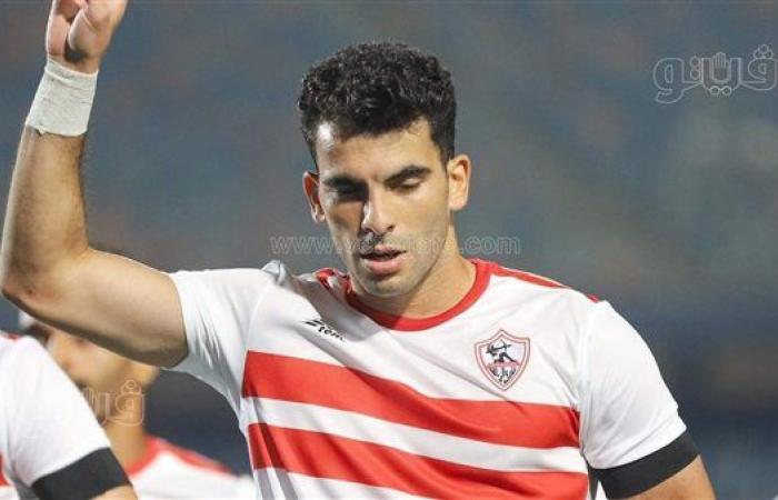 الزمالك، زيزو يبدأ التدريب بالكرة قبل مواجهة فيوتشر في ربع نهائي الكونفدراليةالإثنين 25/مارس/2024 - 10:47 م
حرص البرتغالي جوزيه جوميز المدير الفني للفريق الأول لكرة القدم بنادي الزمالك، على عقد جلسة مع معاونيه على هامش المران الذي أقيم مساء اليوم الاثنين على ملعب النادي، استعداداً لمواجهة مودرن فيوتشر