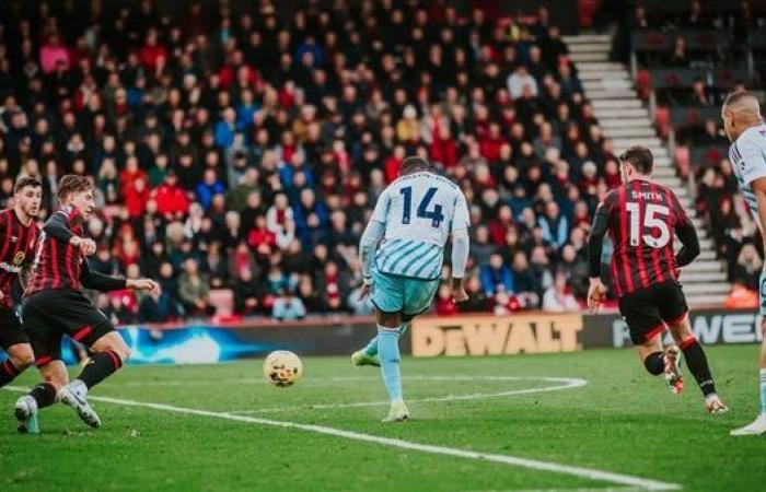 الدوري الإنجليزي، بورنموث يفوز على كريستال بالاس بهدف دون ردالثلاثاء 02/أبريل/2024 - 11:24 م
الدوري الإنجليزي، فاز فريق نادى بورنموث علي فريق نادي كريستال بالاس بهدف دون رد فى الدوري الإنجليزي الممتاز في ملعب فيتاليتي.