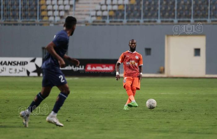 الدوري الممتاز، أسامة جلال أفضل لاعب في مباراة بيراميدز وإنبي (صور)الأربعاء 01/مايو/2024 - 09:28 م
اختير لاعب نادي بيراميدز أسامة جلال أفضل لاعب في مباراة انبي في إطار لقاءات الدوري الممتاز.