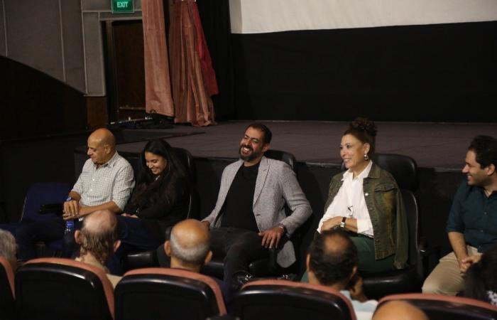 حضور جماهيري ضخم في فيلم " وش في وش" بمهرجان جمعية الفيلم
