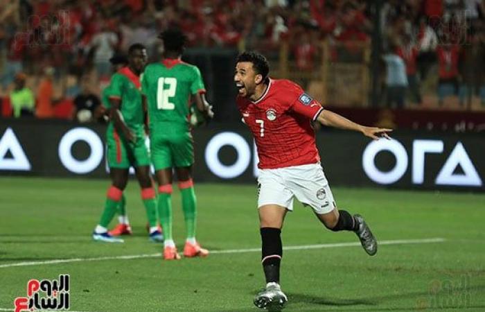 منتخب مصر يُنهى الشوط الأول متقدما على بوركينا فاسو بهدفىّ تريزيجيه