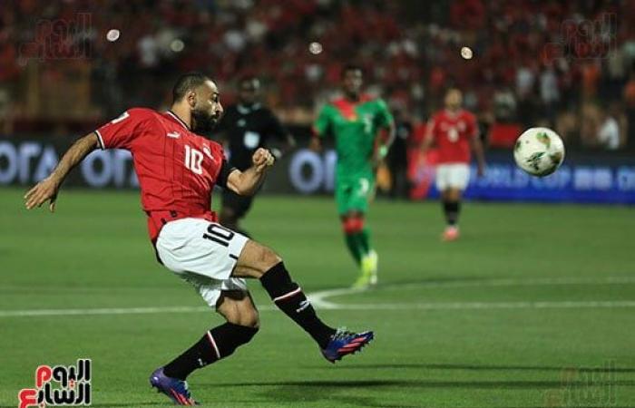 منتخب مصر يُنهى الشوط الأول متقدما على بوركينا فاسو بهدفىّ تريزيجيه