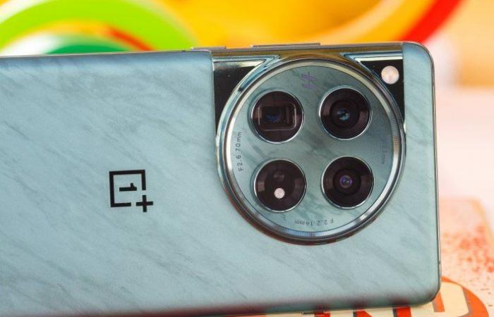 ظهور المزيد من التفاصيل المسربة حول كاميرات هاتف OnePlus 13
