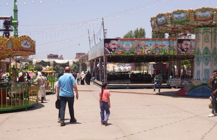 حديقة شجرة الدر بالمنصورة تستقبل 37 ألف مواطن خلال عيد الأضحى (صور)الثلاثاء 18/يونيو/2024 - 10:01 م
استقبلت حديقة شجرة الدر بمدينة المنصورة 22 ألف مواطن على مدار أيام عيد الأضحى المبارك.